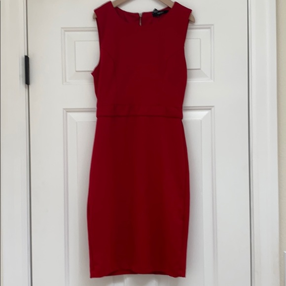 Red Dress - Picture 2 of 4